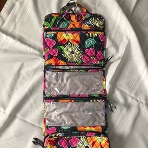 Vera Bradley Hanging Travel Organizer Jazzy Blooms